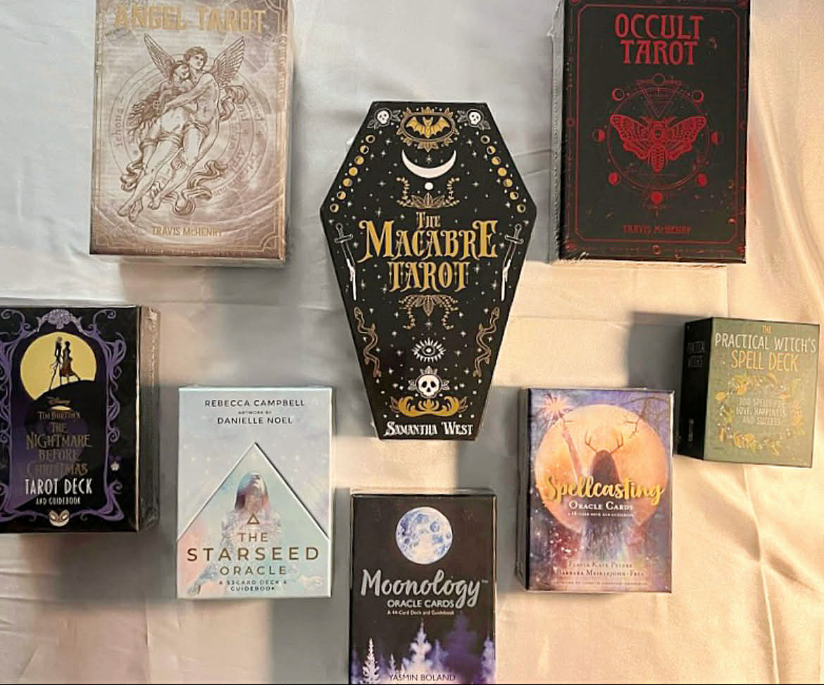Books, Tarot & Oracle